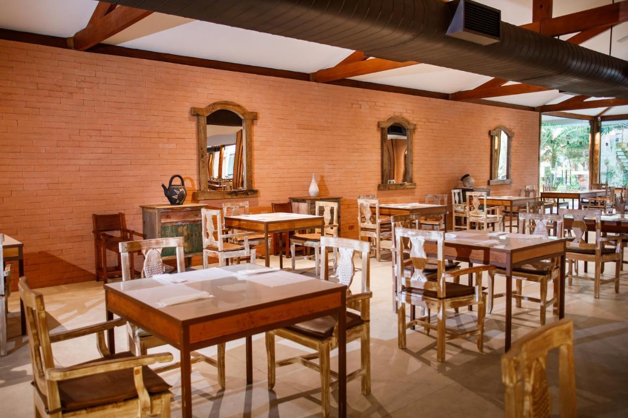 La Torre Resort All Inclusive Porto Seguro Exterior photo The dining room at the restaurant