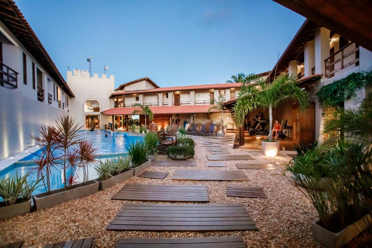 La Torre Resort All Inclusive Porto Seguro Exterior photo The hotel's courtyard