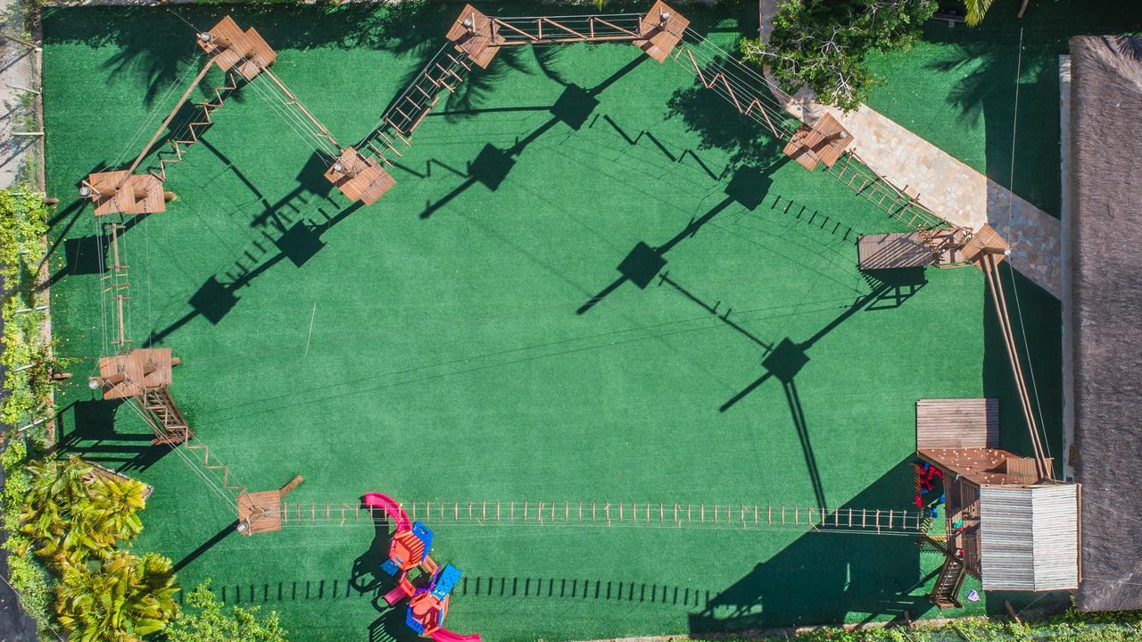 La Torre Resort All Inclusive Porto Seguro Exterior photo Aerial view of the Adventure Golf in Pattaya, Thailand